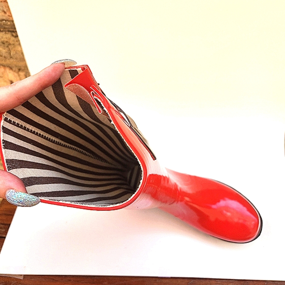 Kate Spade Vintage '06 Ruby Rain Boots - Picture 6 of 7